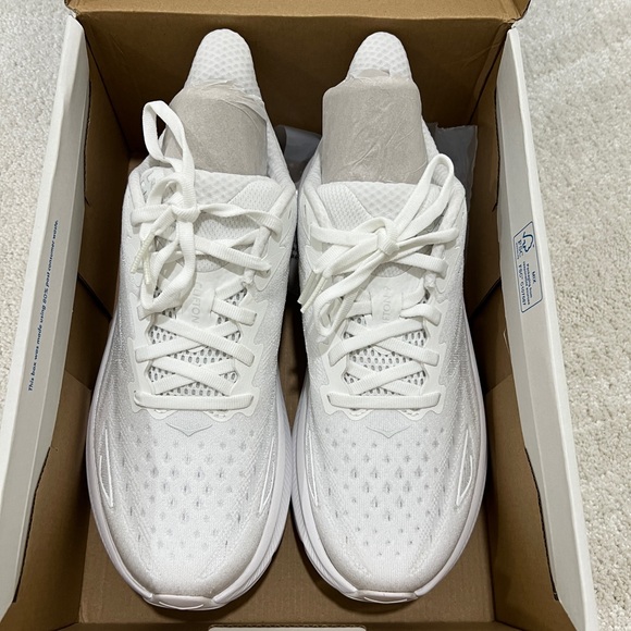 HOKA Clifton 9 White Running Shoes - Picture 4 of 6